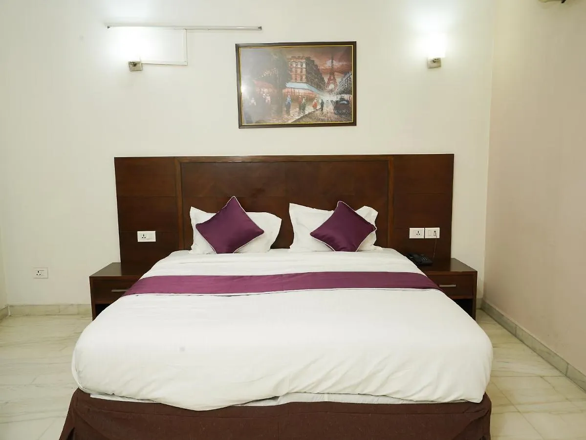 Lime Tree Hotel Sushant Lok Gurgaon Sector 29 Next To Iffco Chowk Metro
