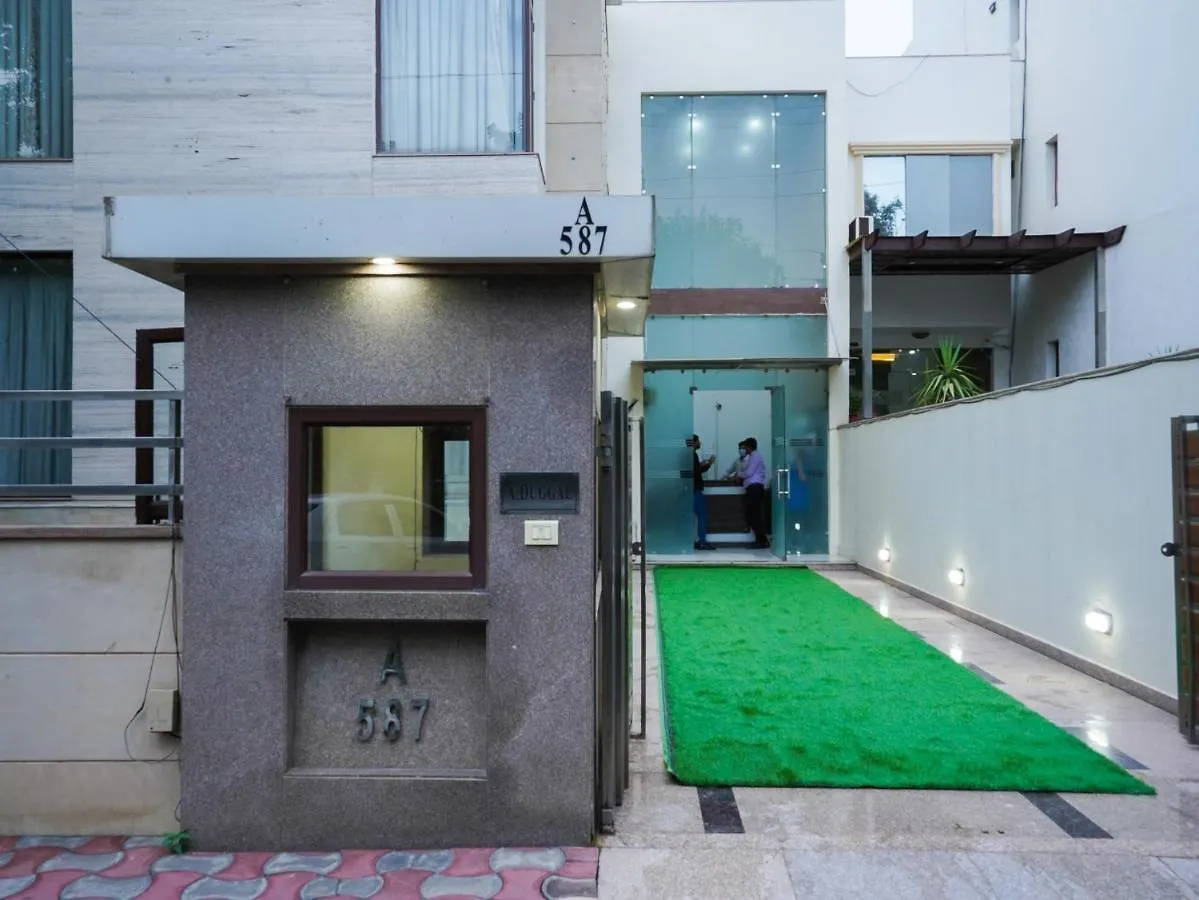 Lime Tree Hotel Sushant Lok Gurgaon Sector 29 Next To Iffco Chowk Metro