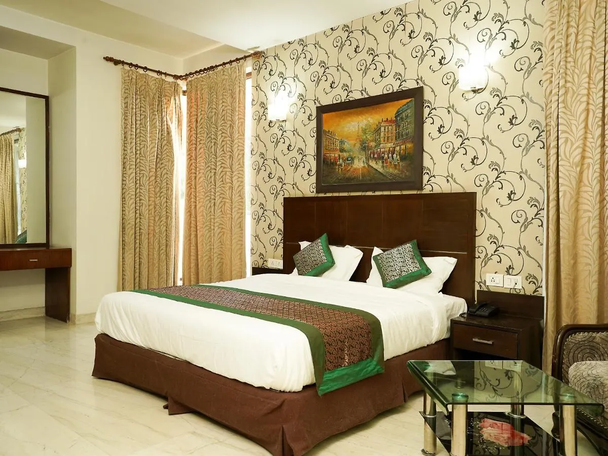 Lime Tree Hotel Sushant Lok Gurgaon Sector 29 Next To Iffco Chowk Metro India